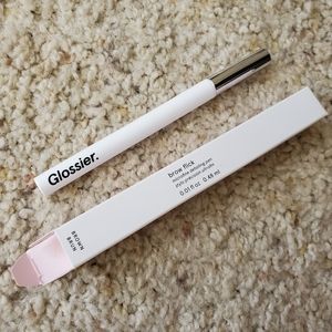 NIB Glossier Brow Flick Detailing Pen Brown